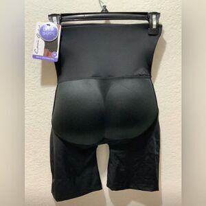 NWT- Carrie Amber-  M Lift & Shape Back Enhancer